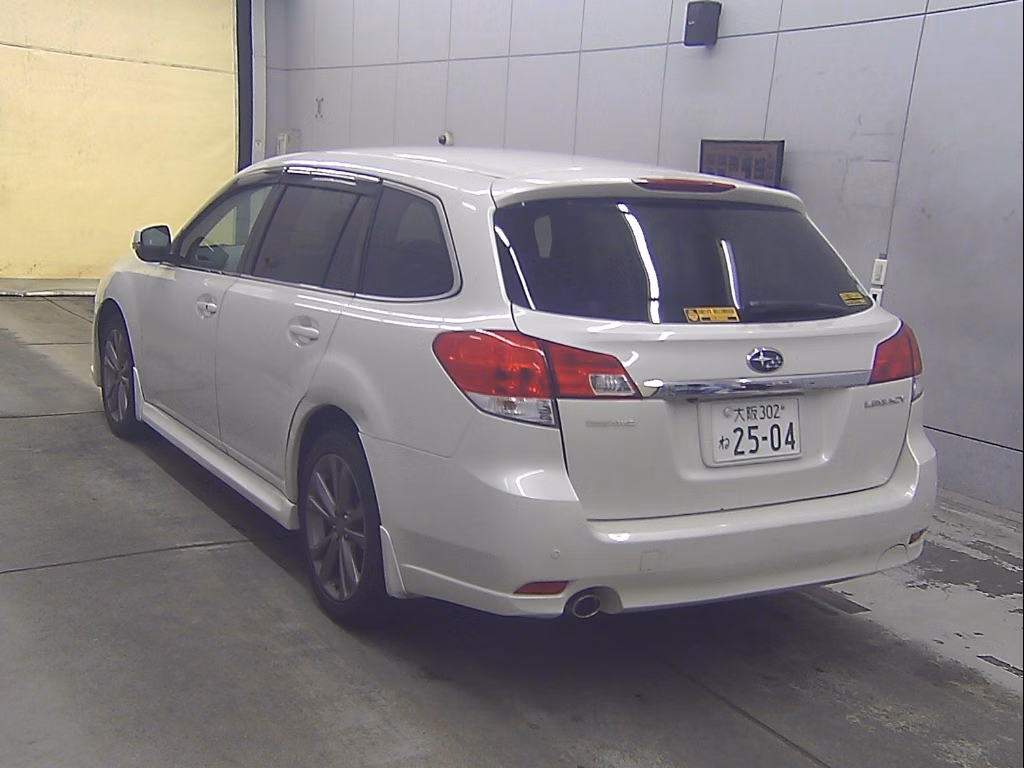 SUBARU LEGACY