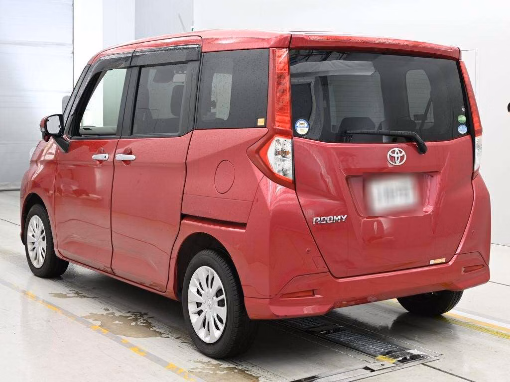 TOYOTA ROOMY