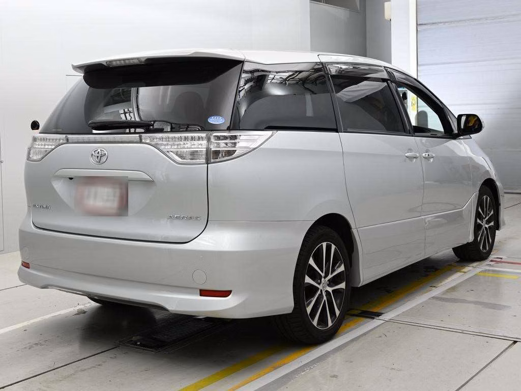 TOYOTA ESTIMA