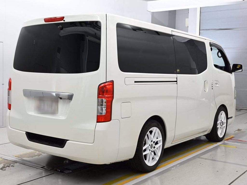 NISSAN NV350 CARAVAN