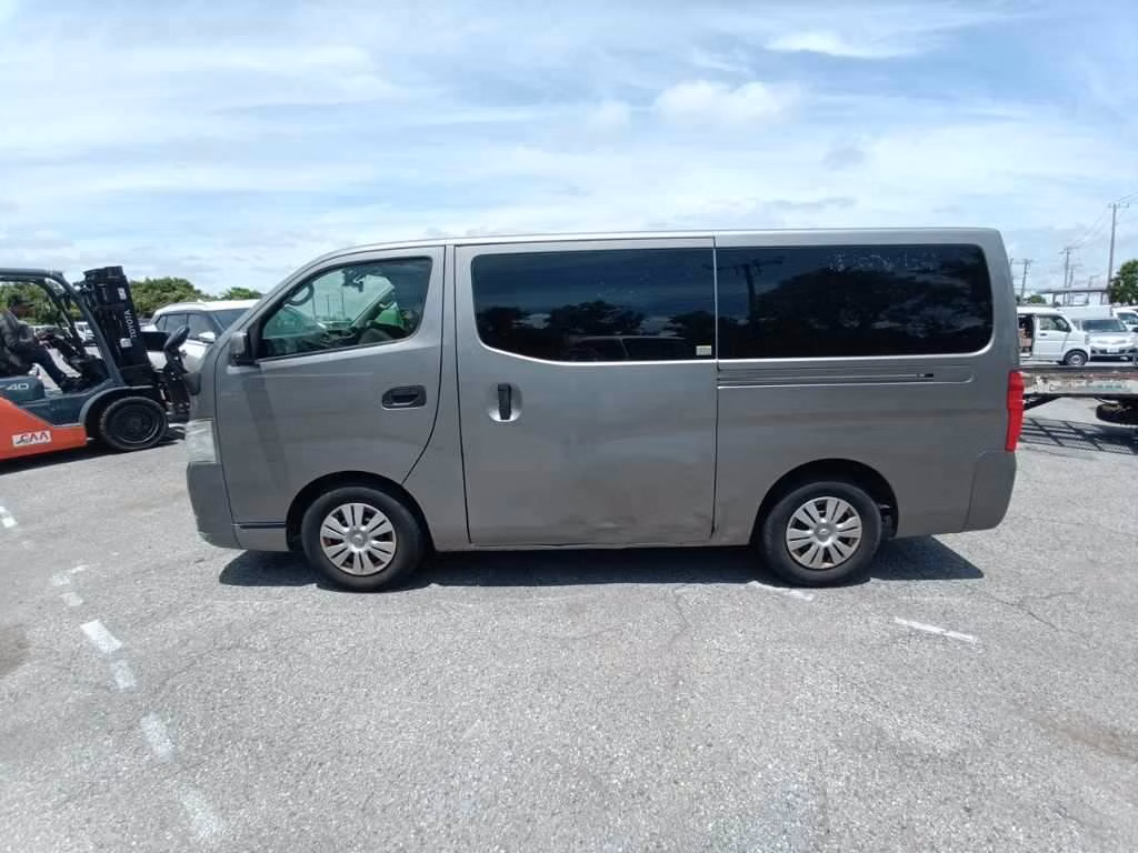 NISSAN NV350 CARAVAN