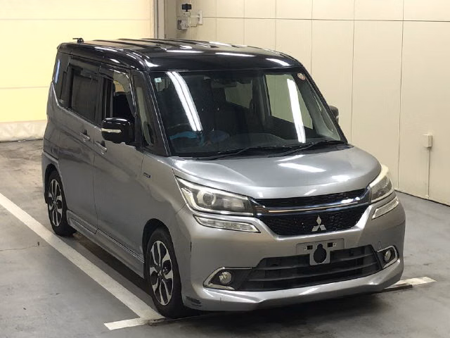 MITSUBISHI DELICA D:2