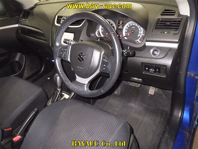 SUZUKI SWIFT