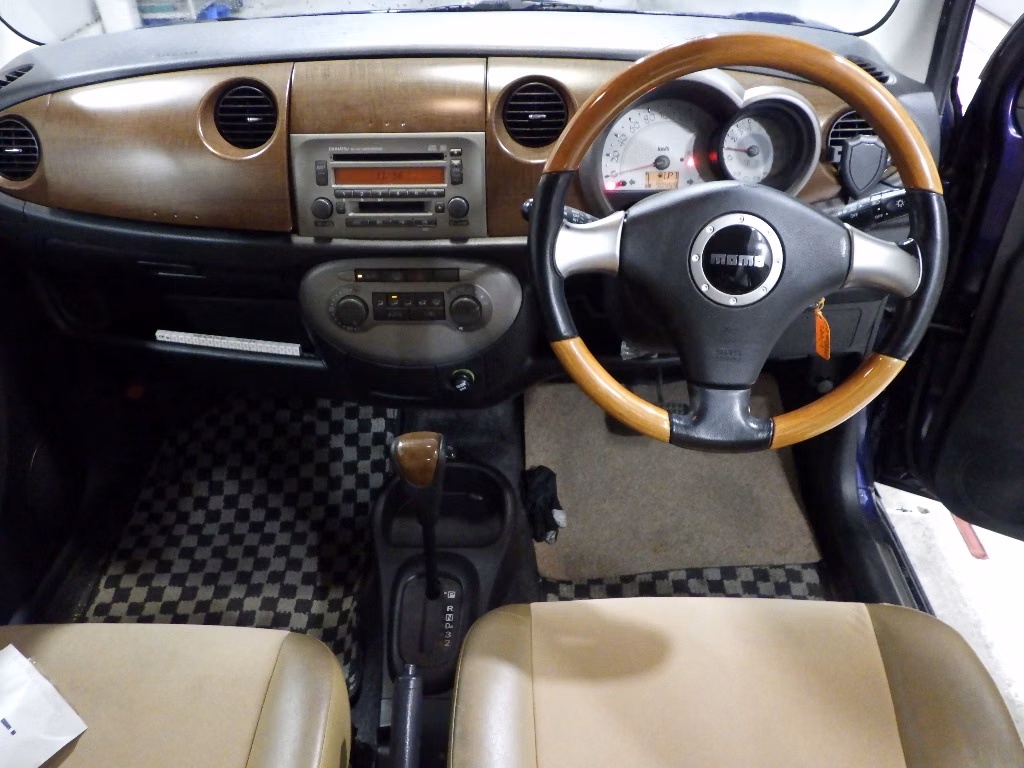DAIHATSU MIRA GINO