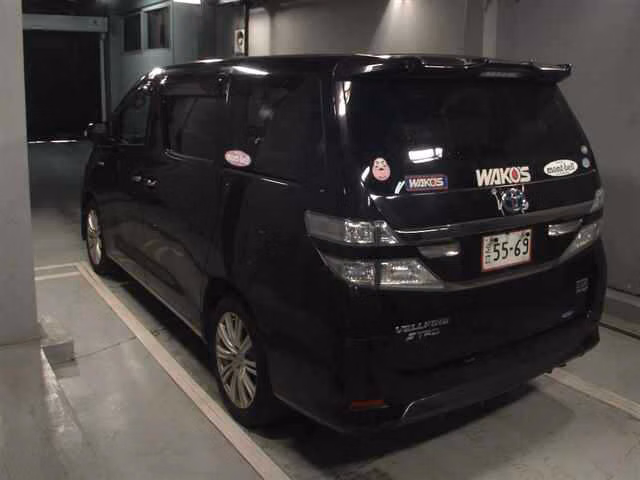 TOYOTA VELLFIRE