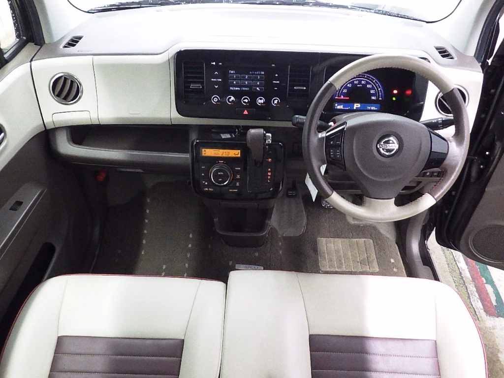 NISSAN MOCO
