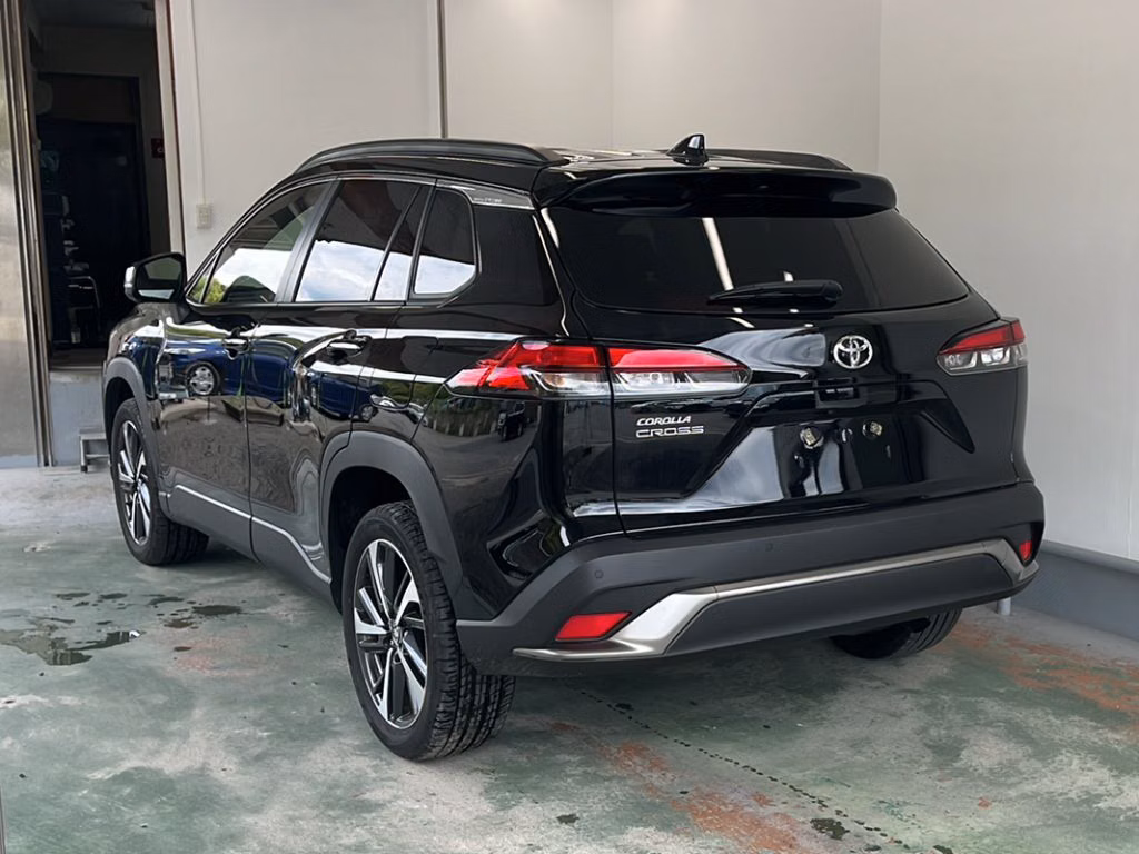 TOYOTA COROLLA CROSS