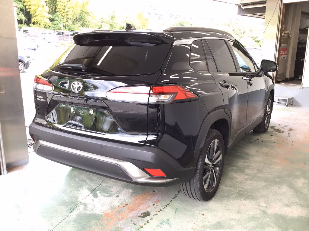 TOYOTA COROLLA CROSS