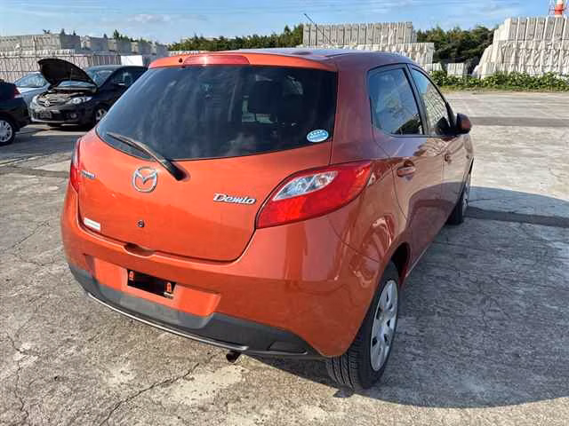 MAZDA DEMIO