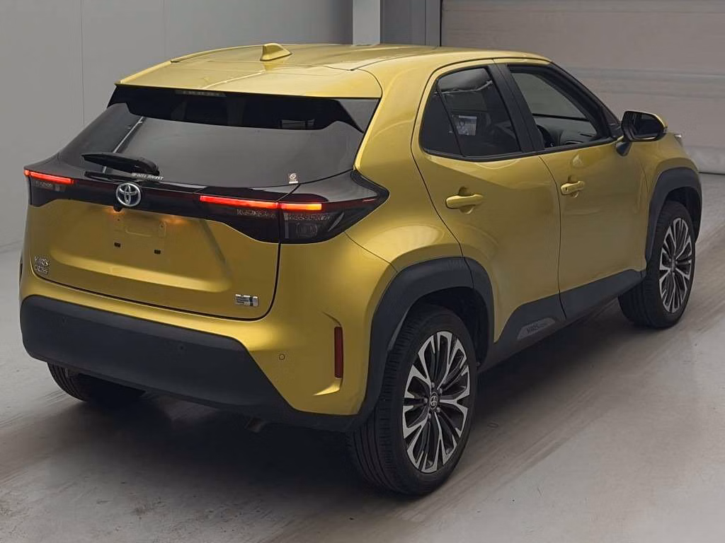 TOYOTA YARIS CROSS