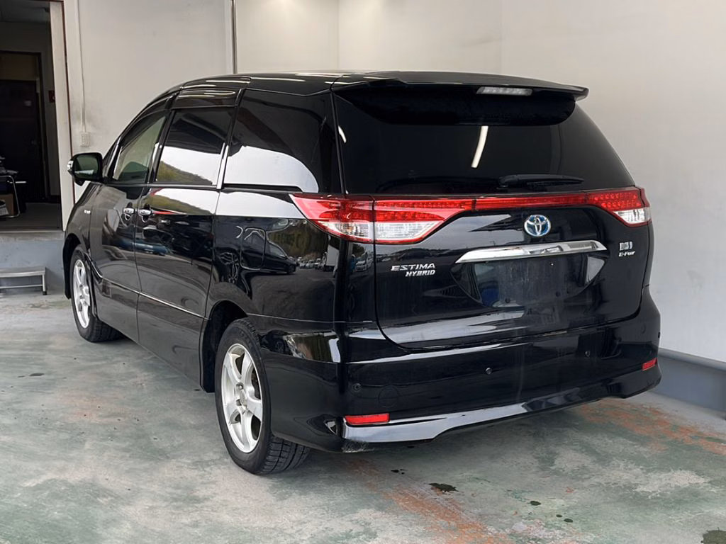 TOYOTA ESTIMA
