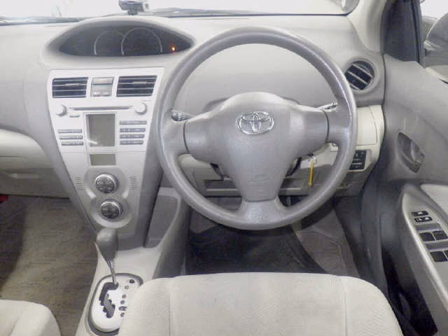 TOYOTA BELTA
