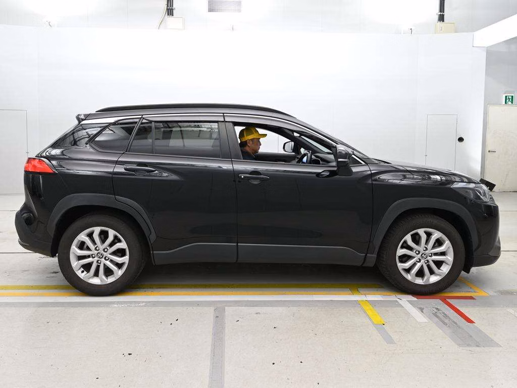TOYOTA COROLLA CROSS