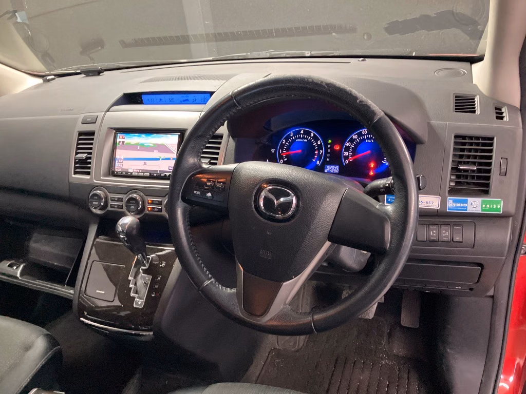 MAZDA MPV