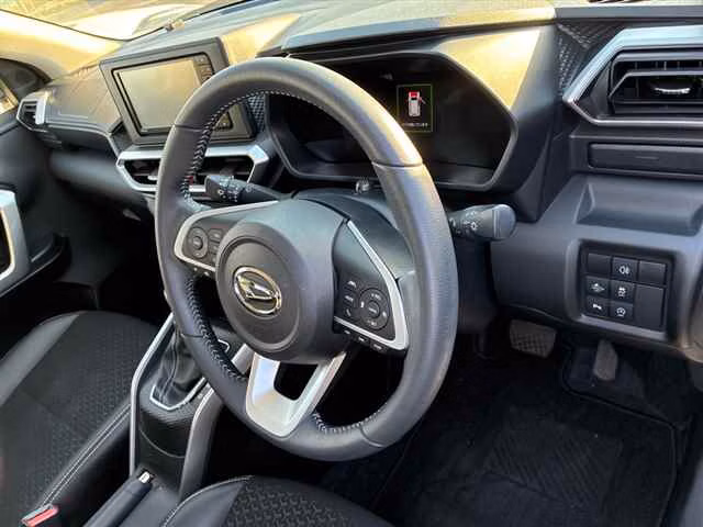 DAIHATSU ROCKY