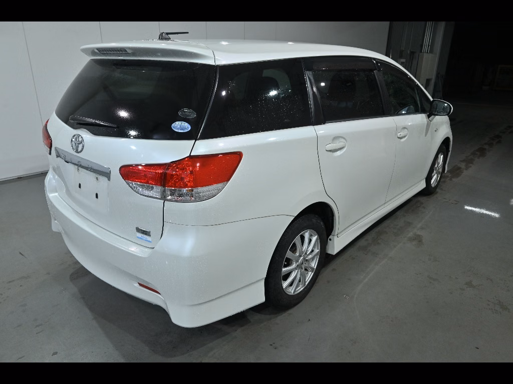 TOYOTA WISH