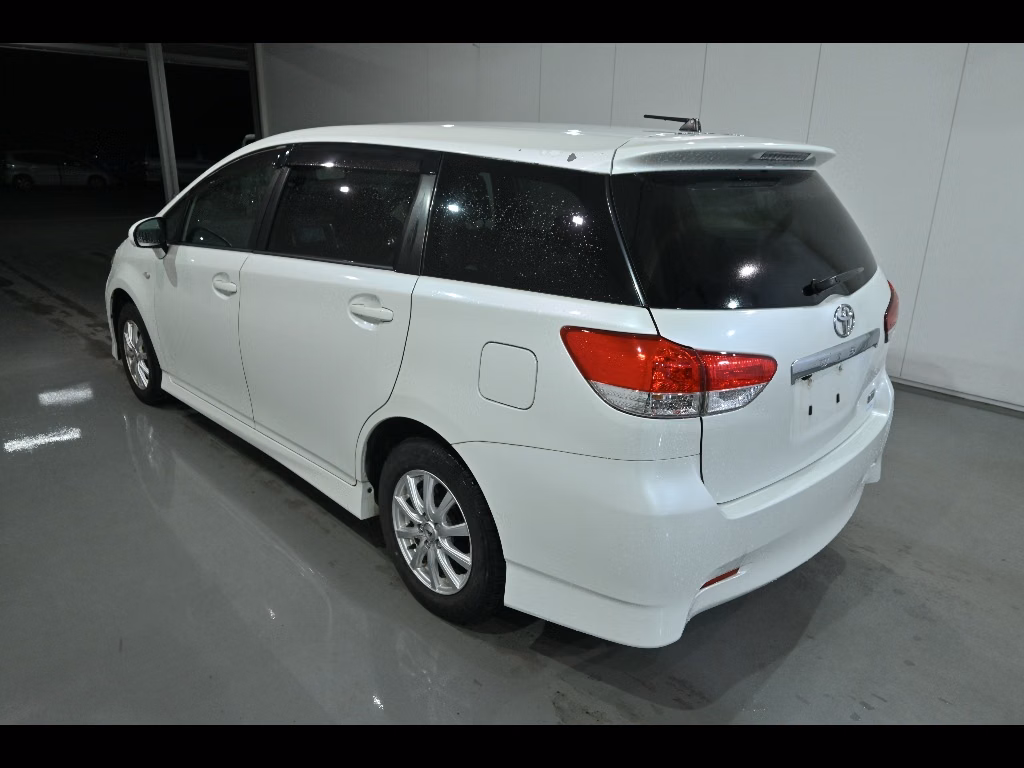 TOYOTA WISH