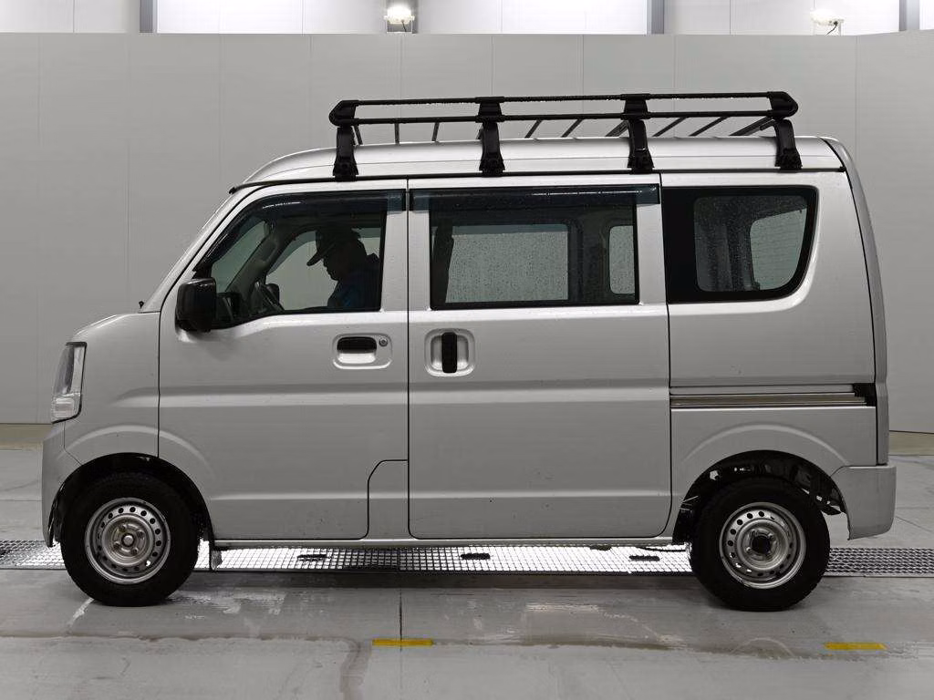 MITSUBISHI MINICAB
