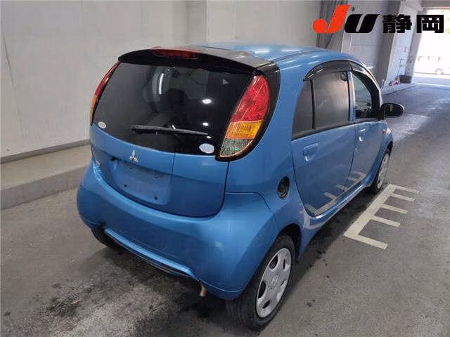 MITSUBISHI I