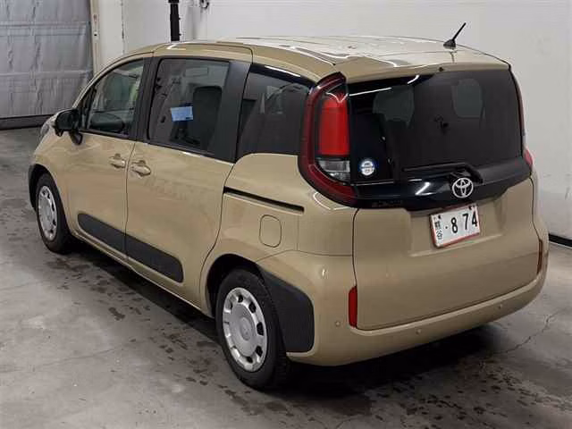 TOYOTA SIENTA