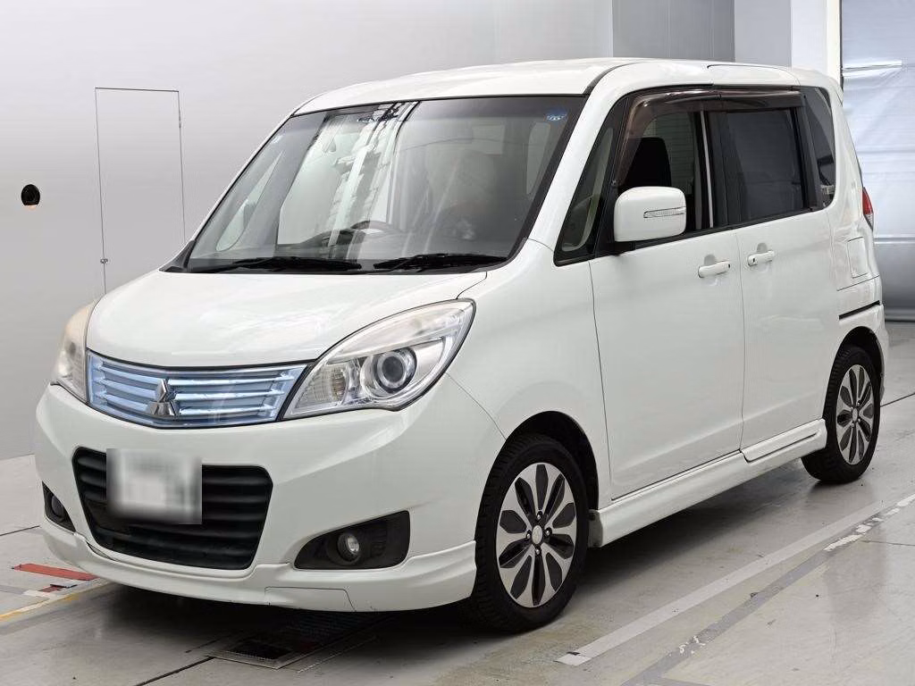 MITSUBISHI DELICA D:2