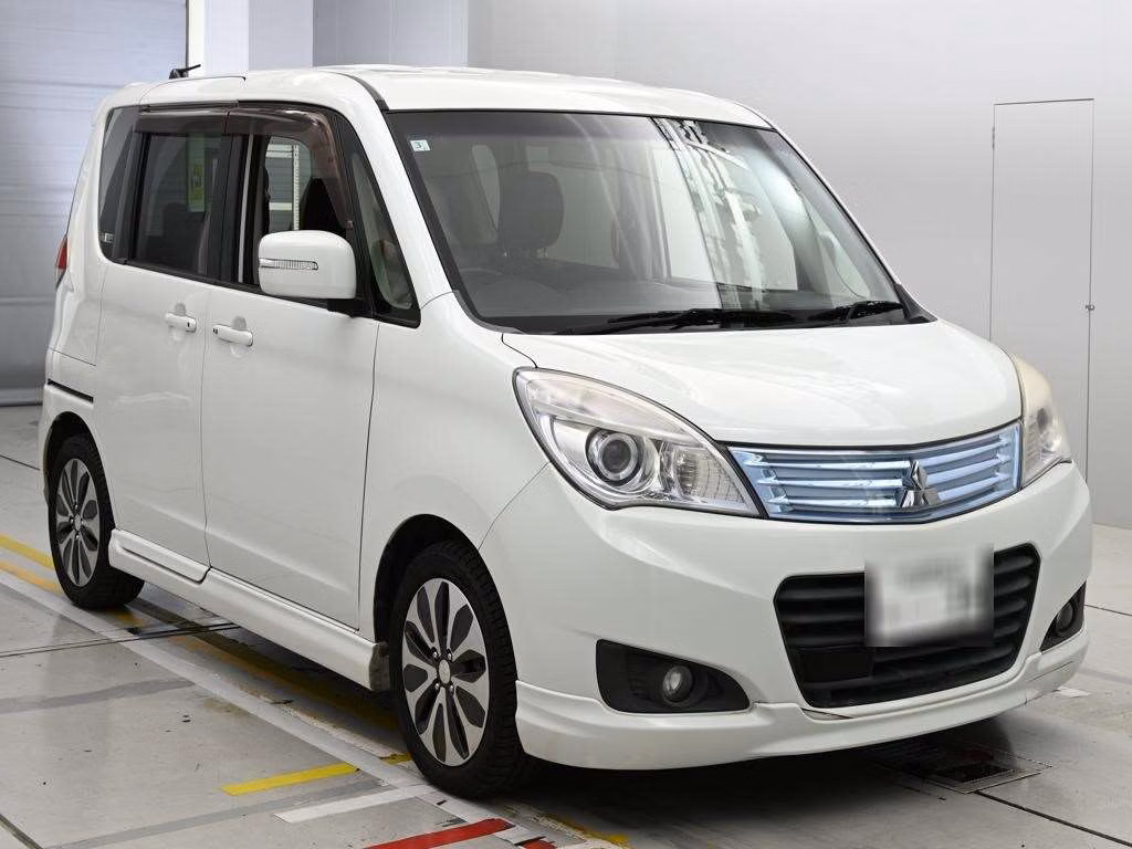 MITSUBISHI DELICA D:2