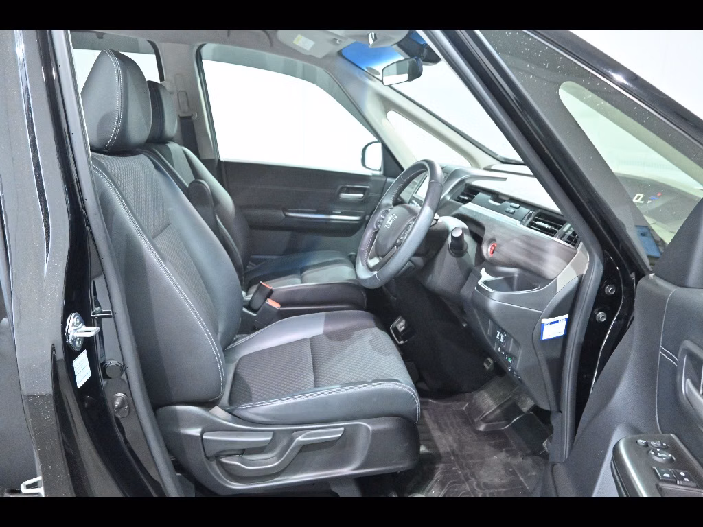 HONDA FREED+