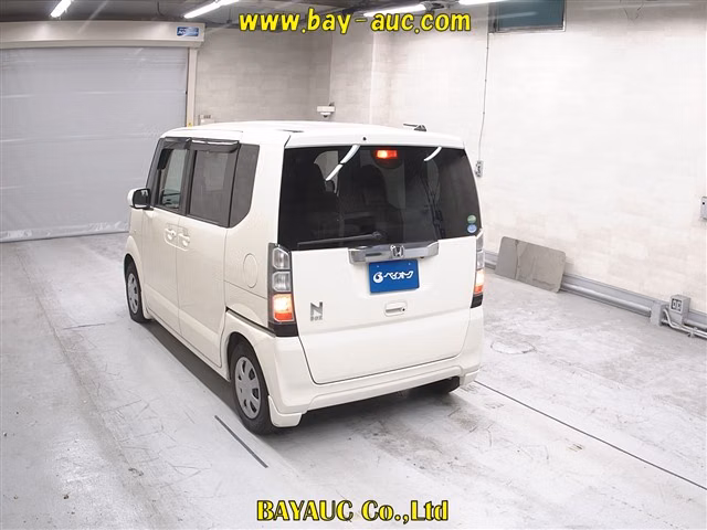 HONDA N-BOX