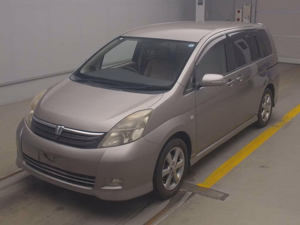 TOYOTA ISIS
