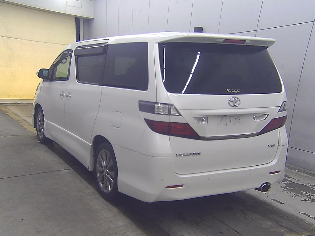 TOYOTA VELLFIRE