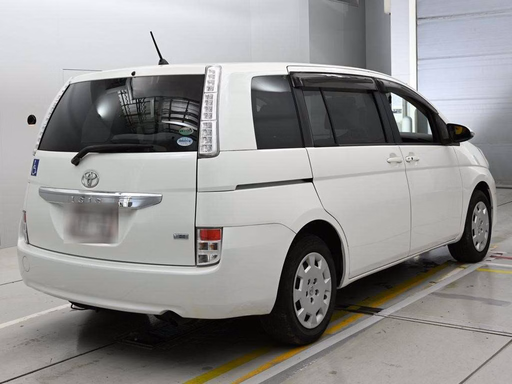 TOYOTA ISIS