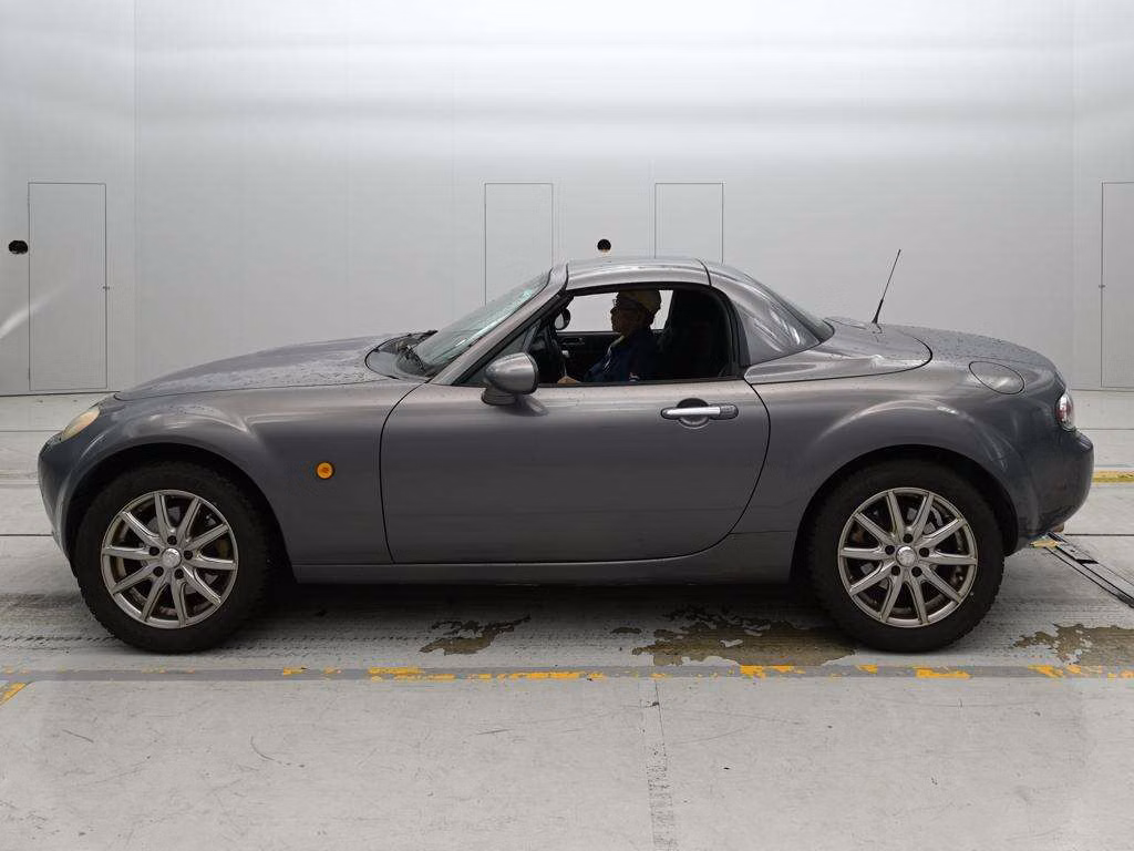 MAZDA ROADSTER