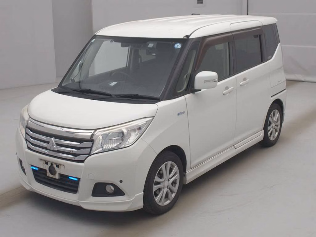 MITSUBISHI DELICA D:2