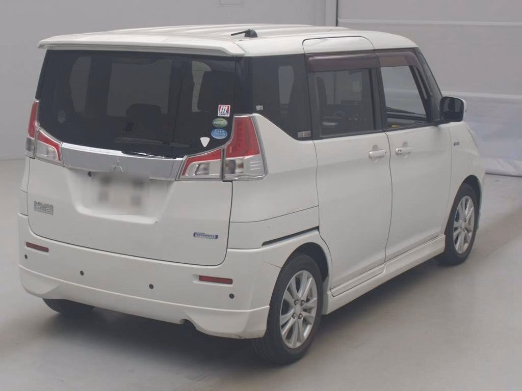 MITSUBISHI DELICA D:2