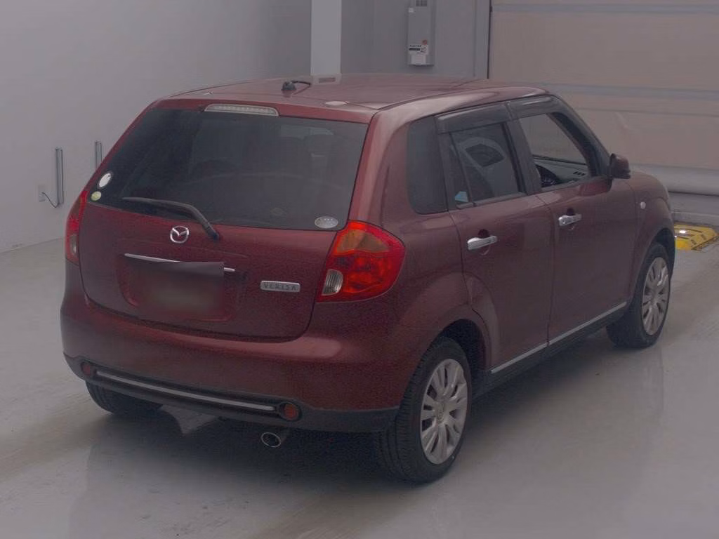 MAZDA VERISA