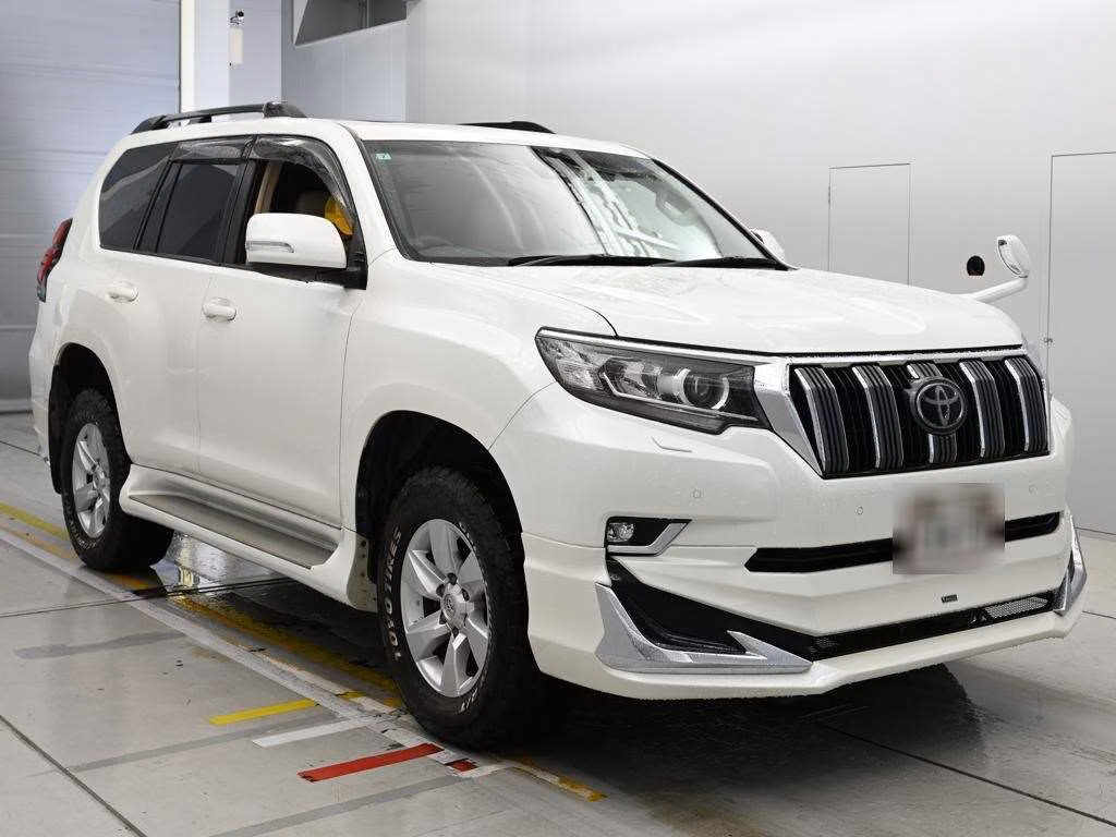 TOYOTA LAND CRUISER PRADO