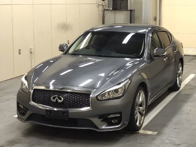 NISSAN FUGA