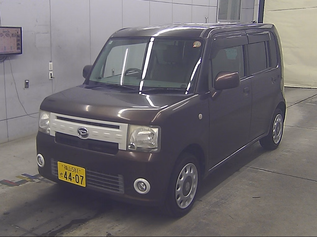DAIHATSU MOVE CONTE