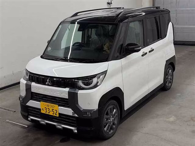 MITSUBISHI DELICA MINI