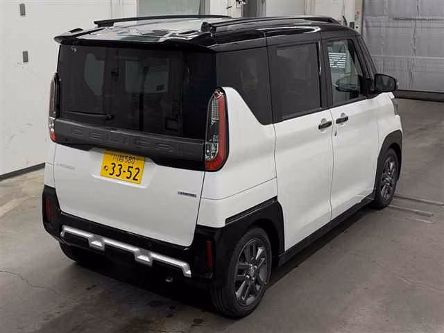 MITSUBISHI DELICA MINI