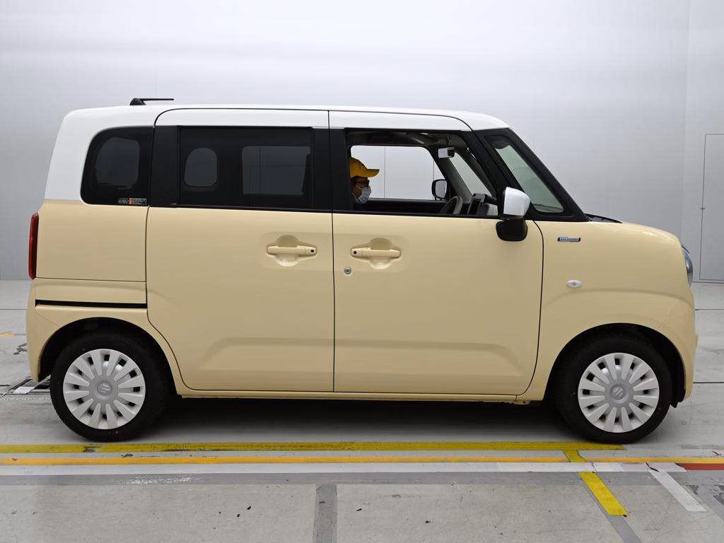 SUZUKI WAGON R SMILE