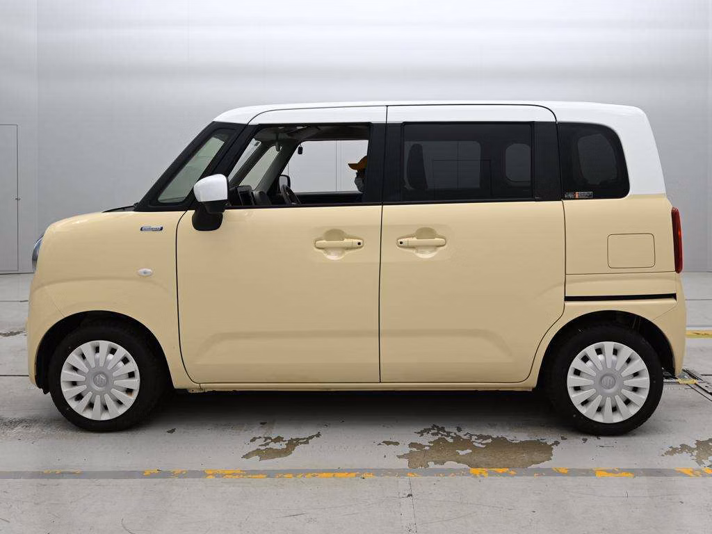 SUZUKI WAGON R SMILE