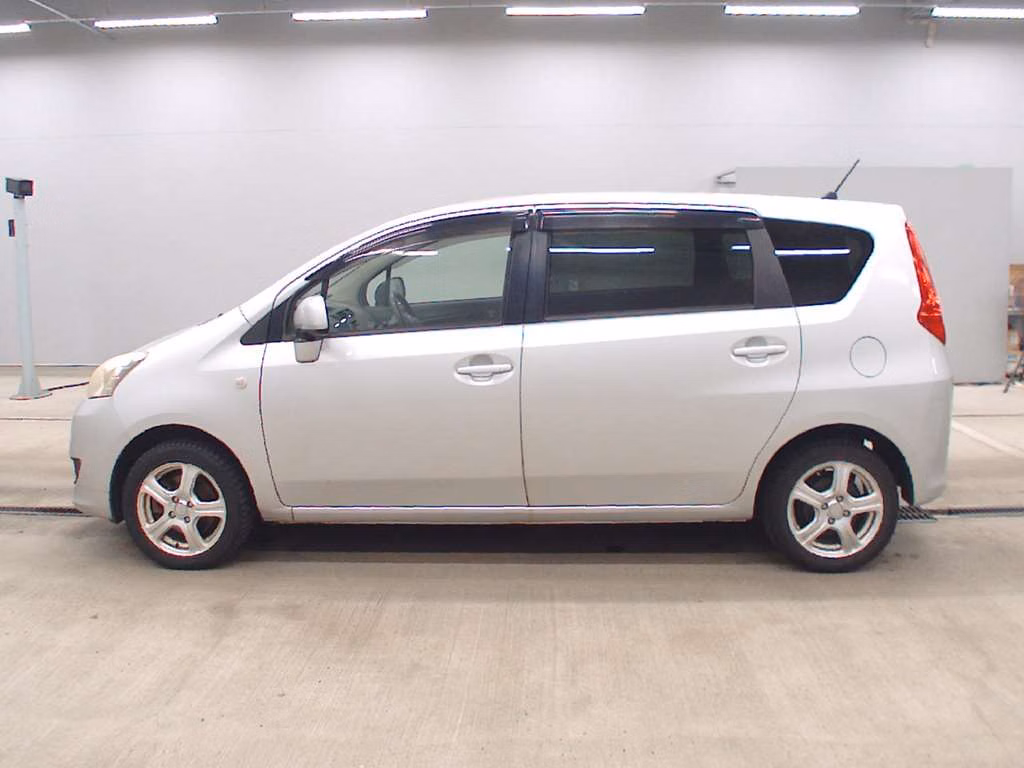 TOYOTA PASSO SETTE