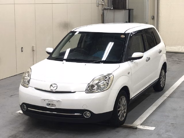 MAZDA VERISA