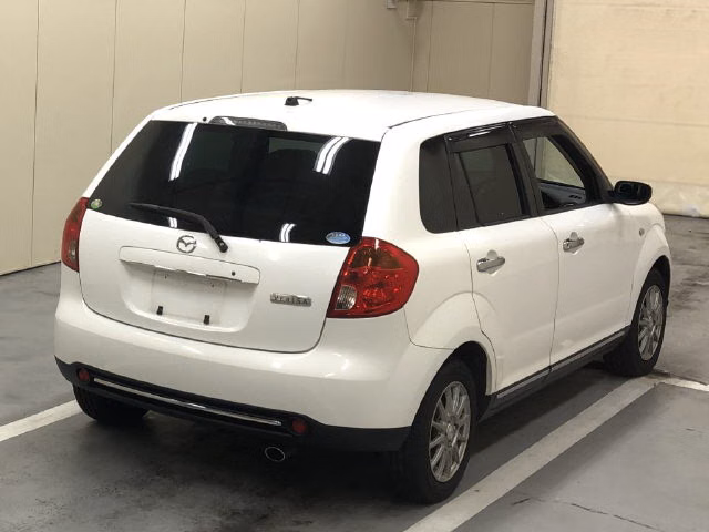 MAZDA VERISA
