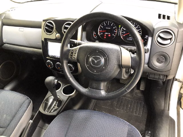MAZDA VERISA