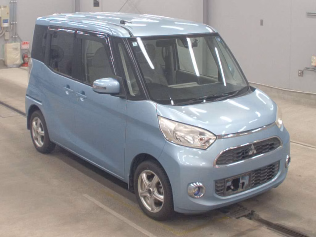 MITSUBISHI EK SPACE