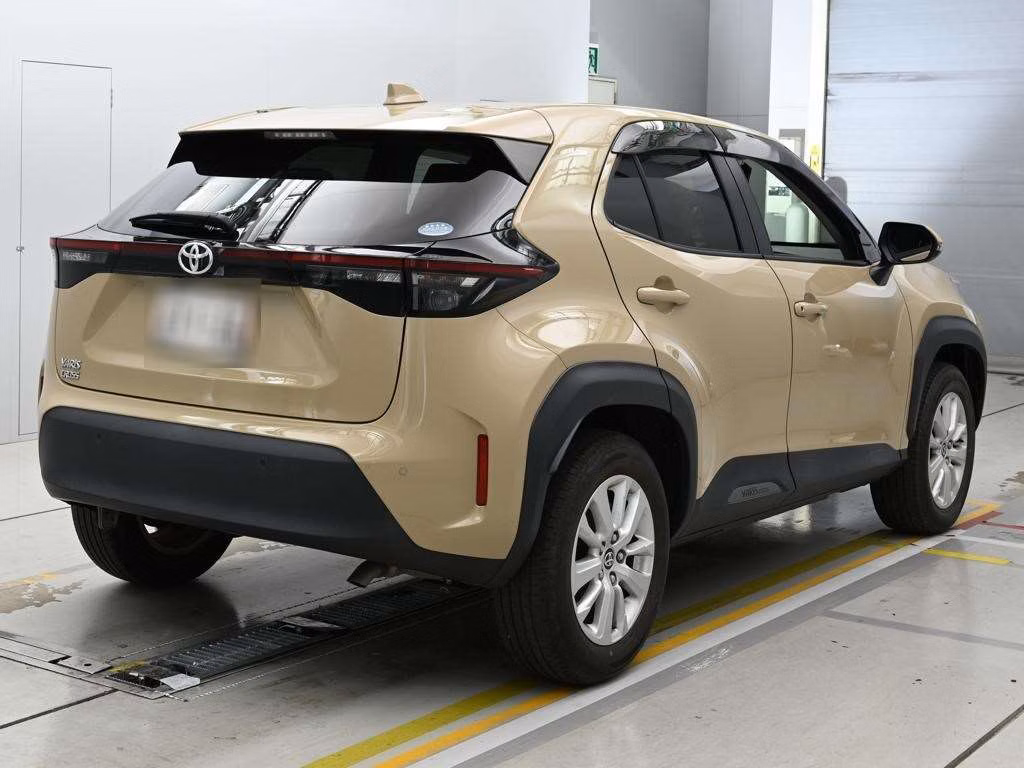 TOYOTA YARIS CROSS