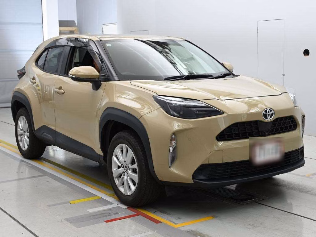 TOYOTA YARIS CROSS
