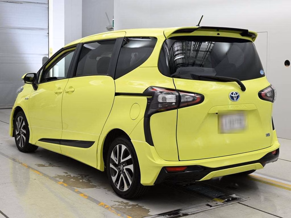 TOYOTA SIENTA